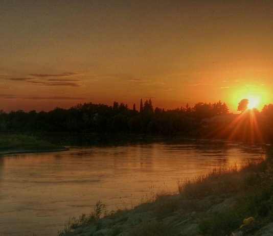 Zərdabın Yuxarı Seyidlər kəndinin yerində qədim dövrdə şəhər olub Zerdab-Yuxari-Seyidler