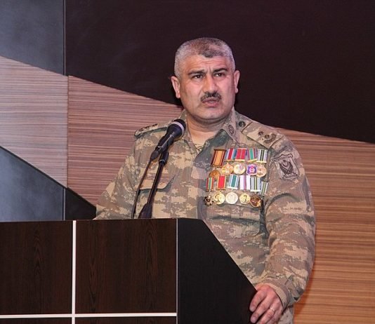 Aprel döyüşlərinin qəhrəmanı barədə daha bir maraqlı fakt: qatardan partlayıcı aşkarlayıbmış elsen-qarayev-polkovnik-leytenant-aprel-doyusleri