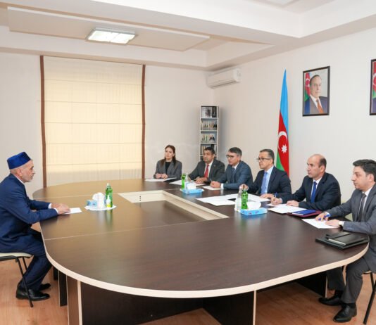 Dövlət Komitəsinin sədri Zərdab rayonunda vətəndaşların müraciətlərini dinləyib