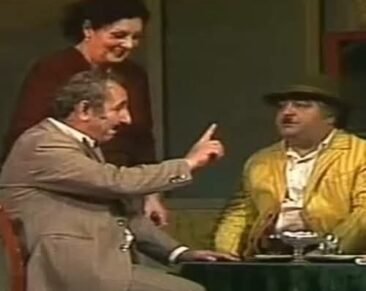 Məşhur “Hicran” tamaşasındakı sarı pencək Siyavuş Aslana Zərdabda hədiyyə edilibmiş