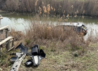 Zərdabda maşın kanala aşıb: 2 nəfər ölüb, 4 nəfər yaralanıb